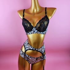 Lingerie set