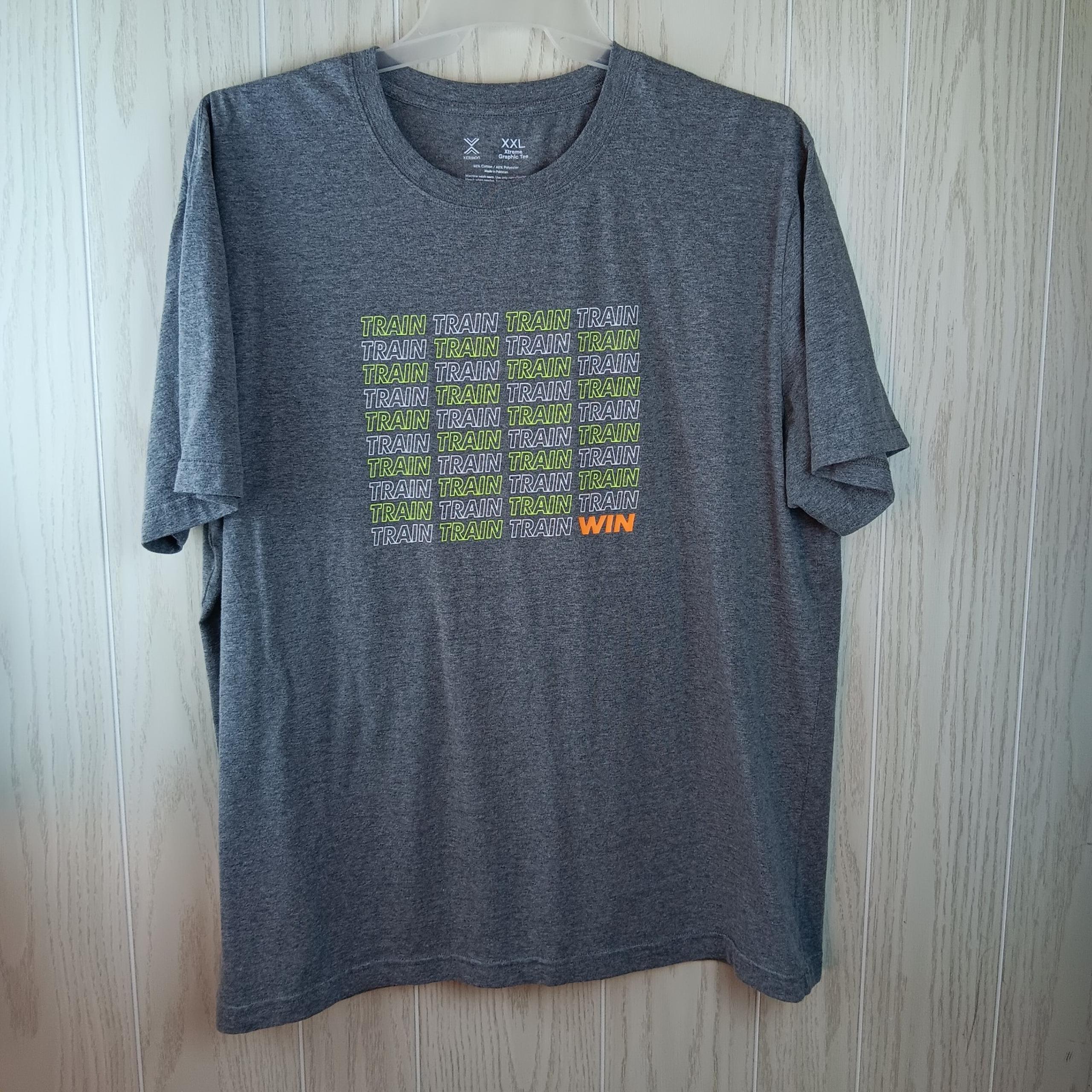 Xersion 2XL gray short sleeve t-shirt With graphic work out Tee.