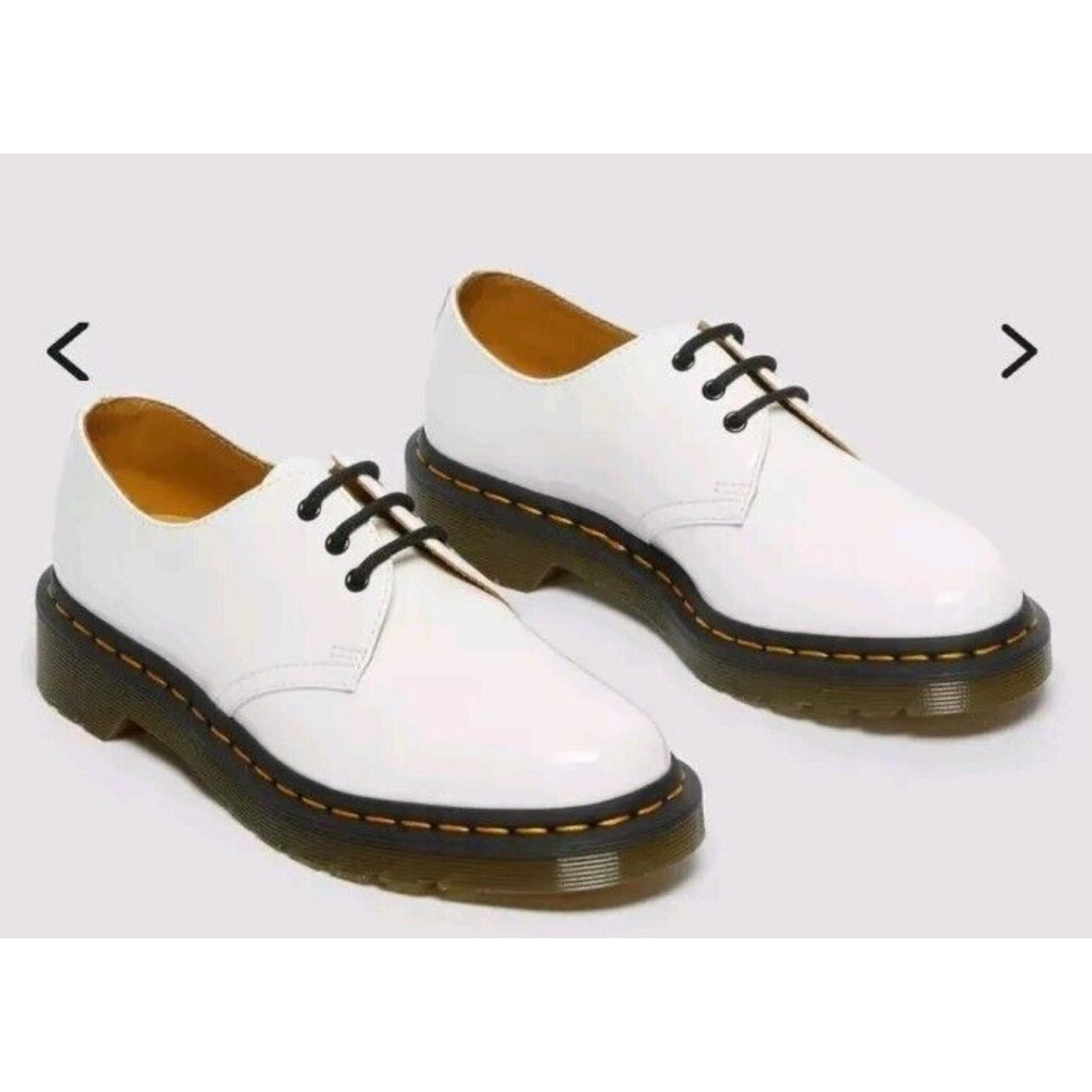 NIB Dr Martens 1461 White Smooth Leather Oxford Shoes US 10 women/US 9 men/EU 42