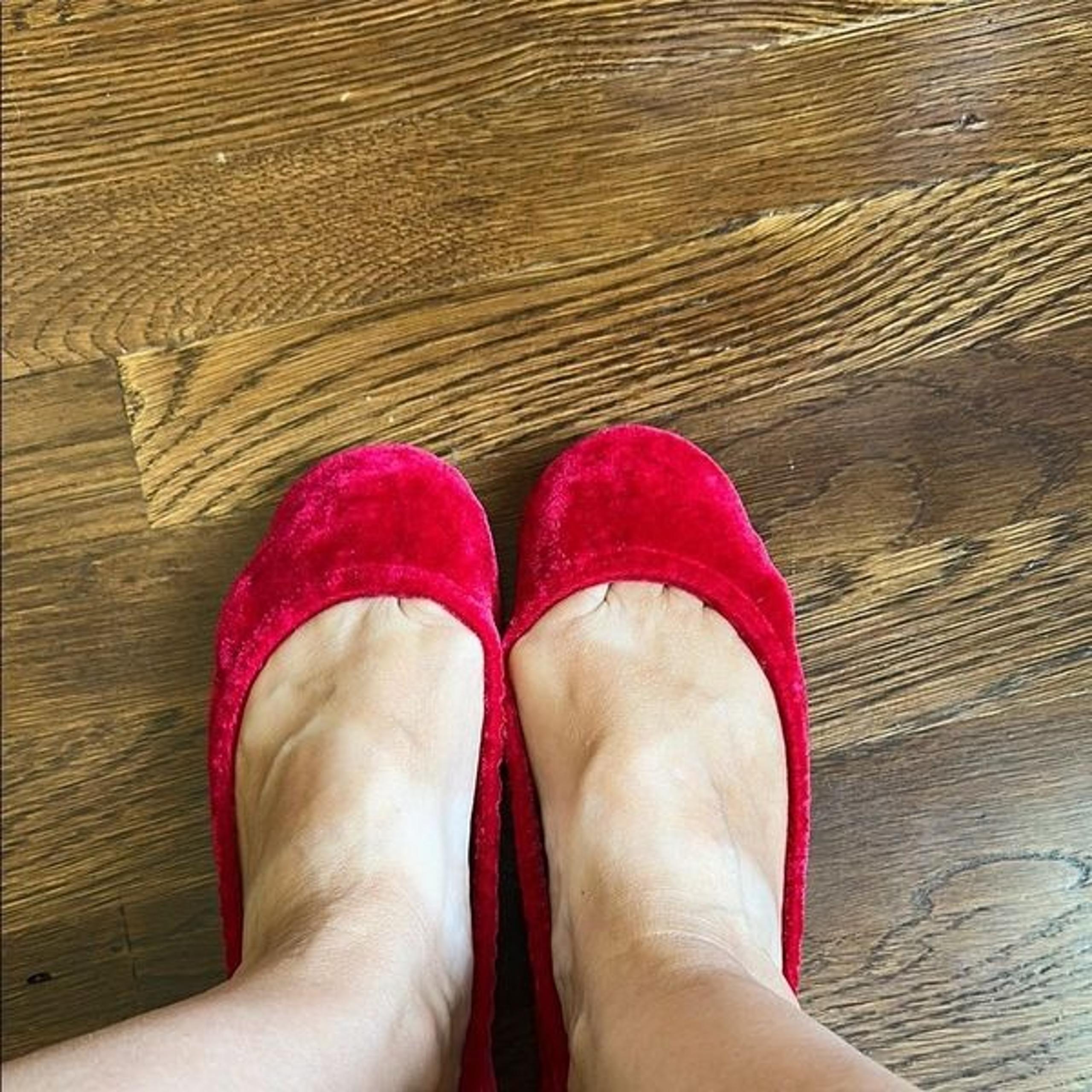 Gap Cherry Red Velvet Women's Fold Up Flats with velvet bag for carrying