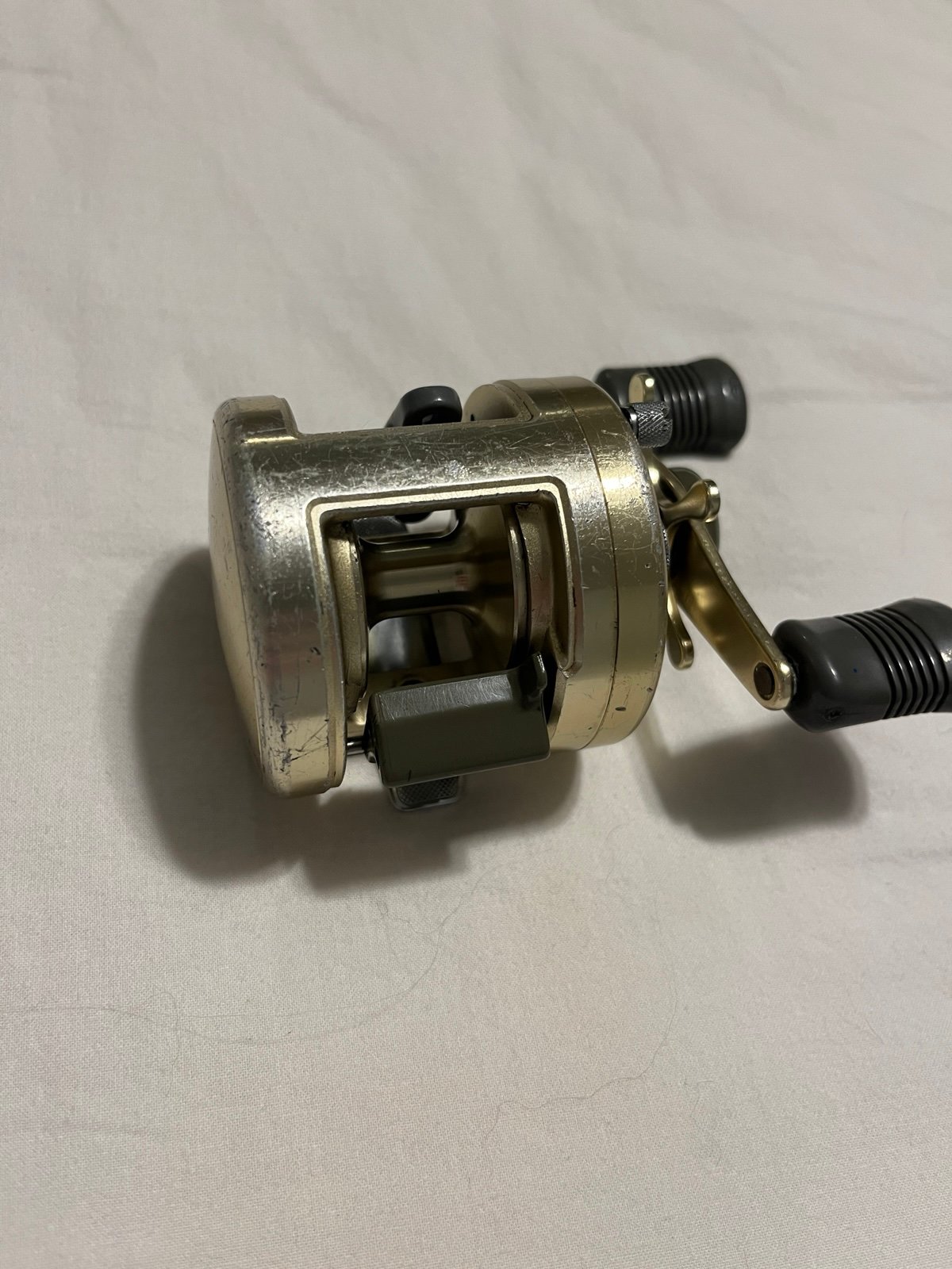 Shimano Calcutta 250 Baitcasting Reel