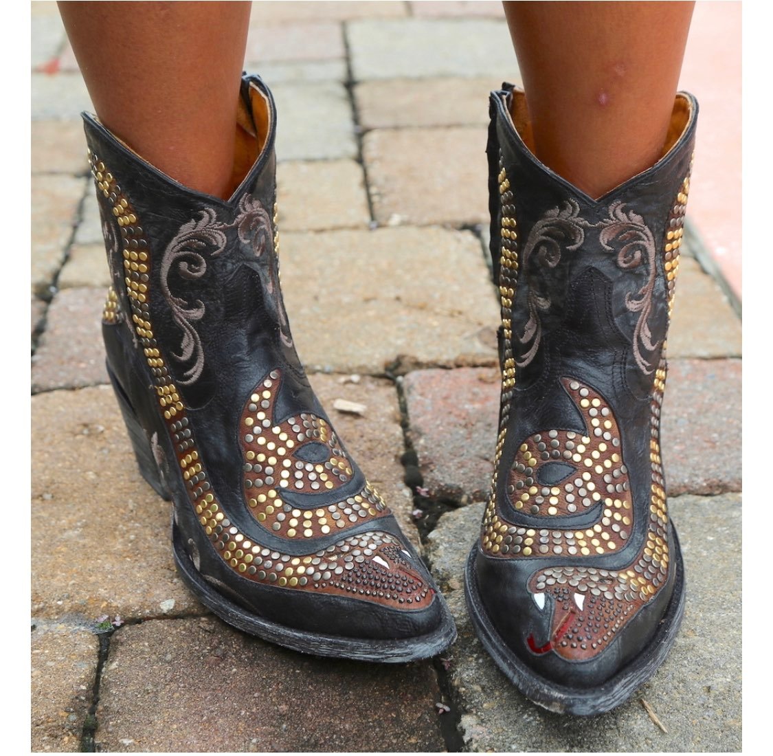 ISO THESE OLD GRINGOS