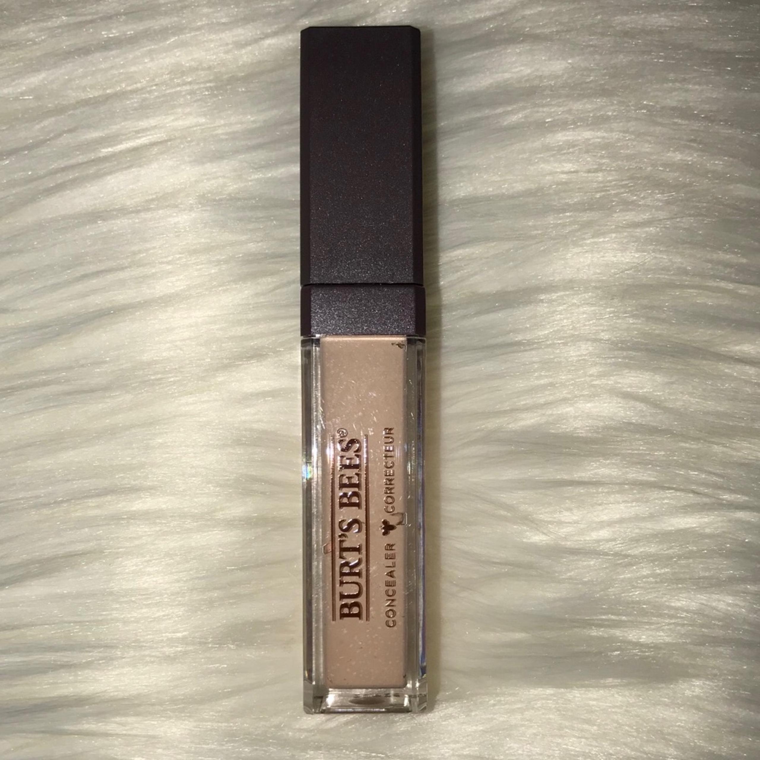 New Burt's Bees Cream Concealer- 1710 Light/Medium