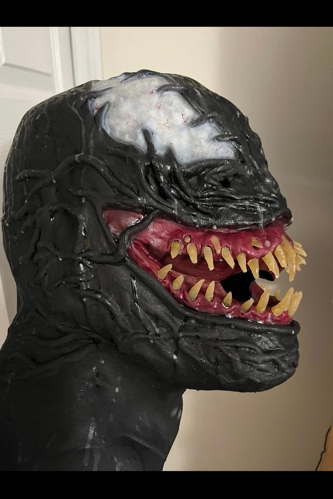 High End Venom Mask
