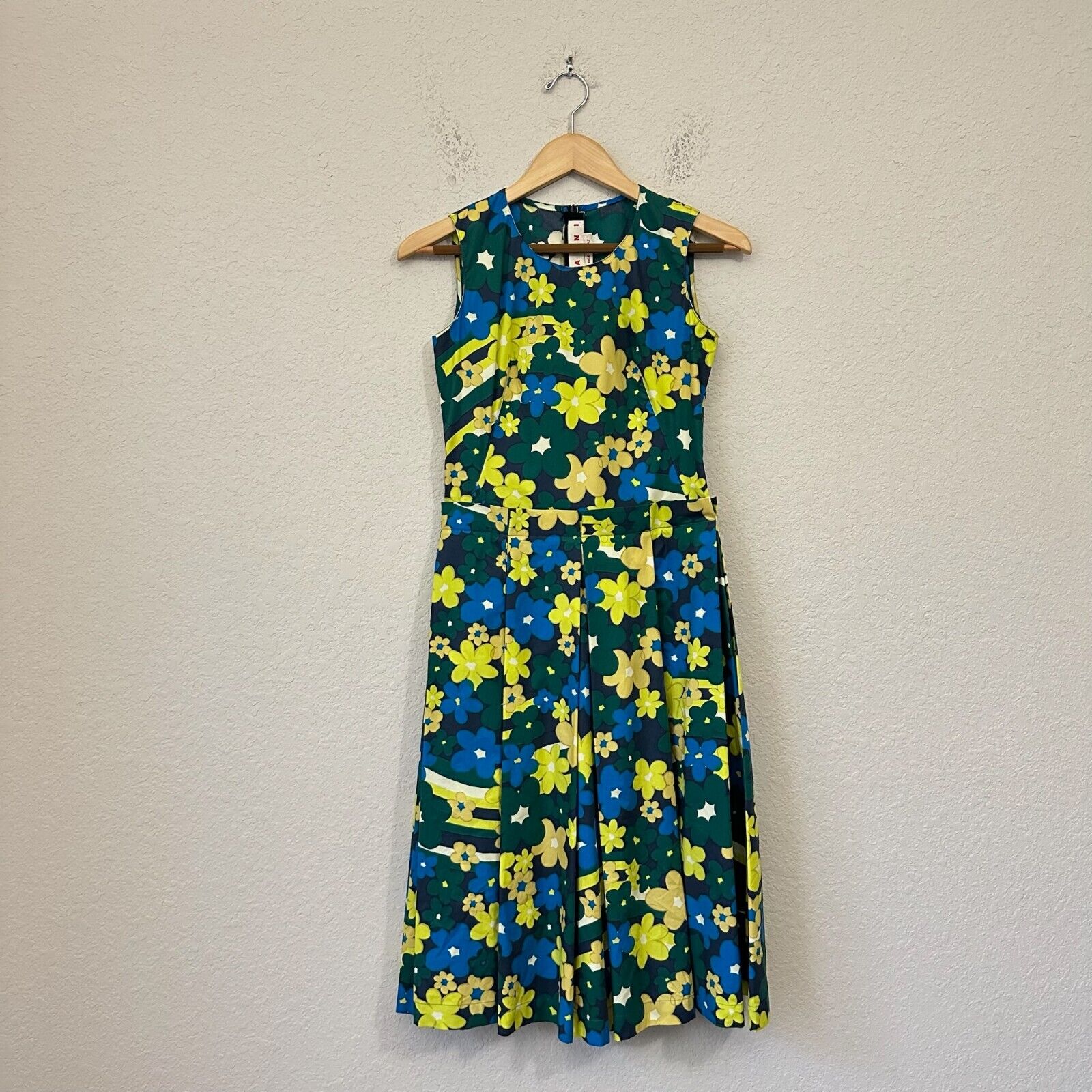 NWOT MARNI Pleated Floral Print Cotton Poplin Midi Dress in Multi