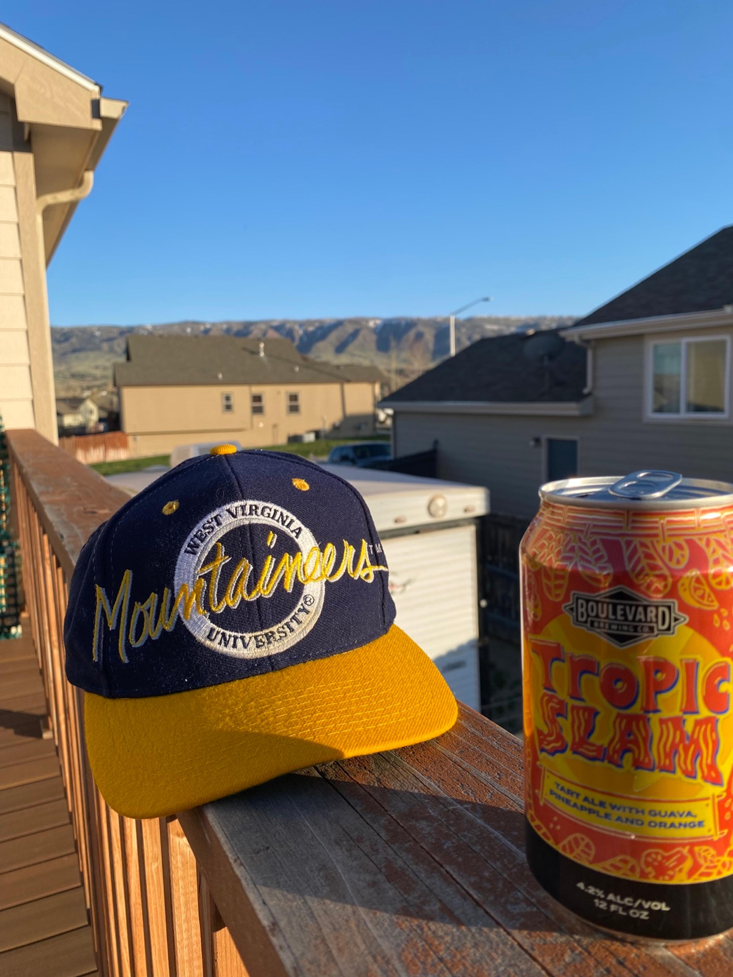 Hat vtg university of West Virginia mountaineers