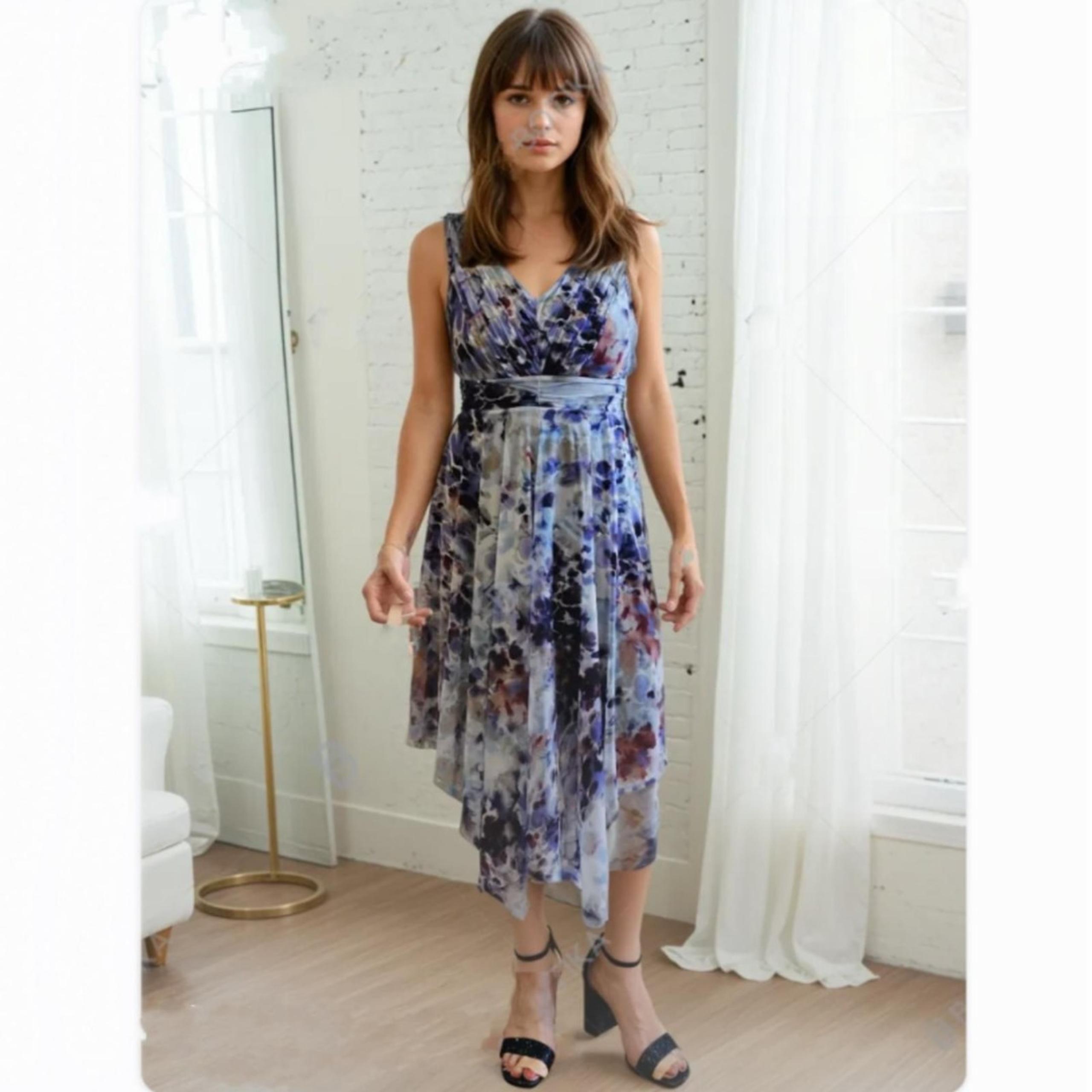 PXS Brand New Vera Wang Floral Dress - NWT