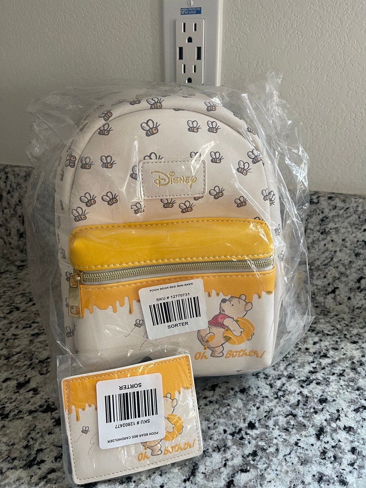 Loungefly Winnie the Pooh Bees And Honey: Backpack And Cardholder