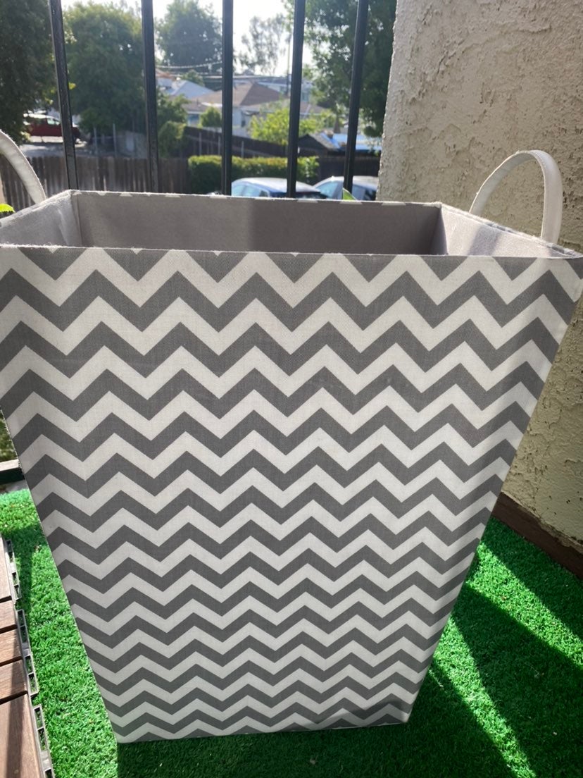 Decorative laundry hamper Set