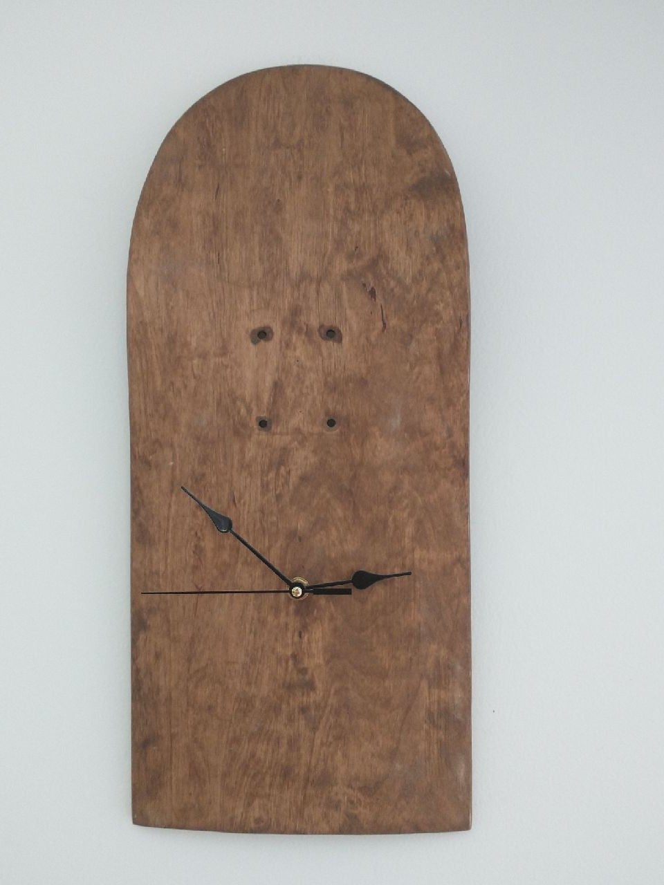 Skateboard clock