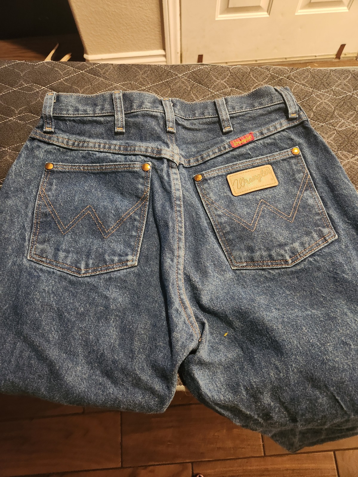 womens wrangler jeans