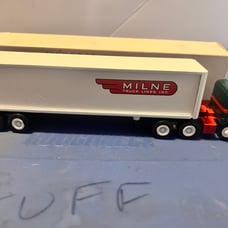 Winross 1981 Milne Truck Lines White 5000/Cargo Diecast Truck