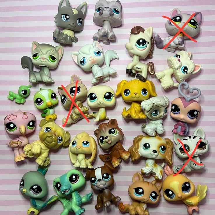LPS lot of 24 pets