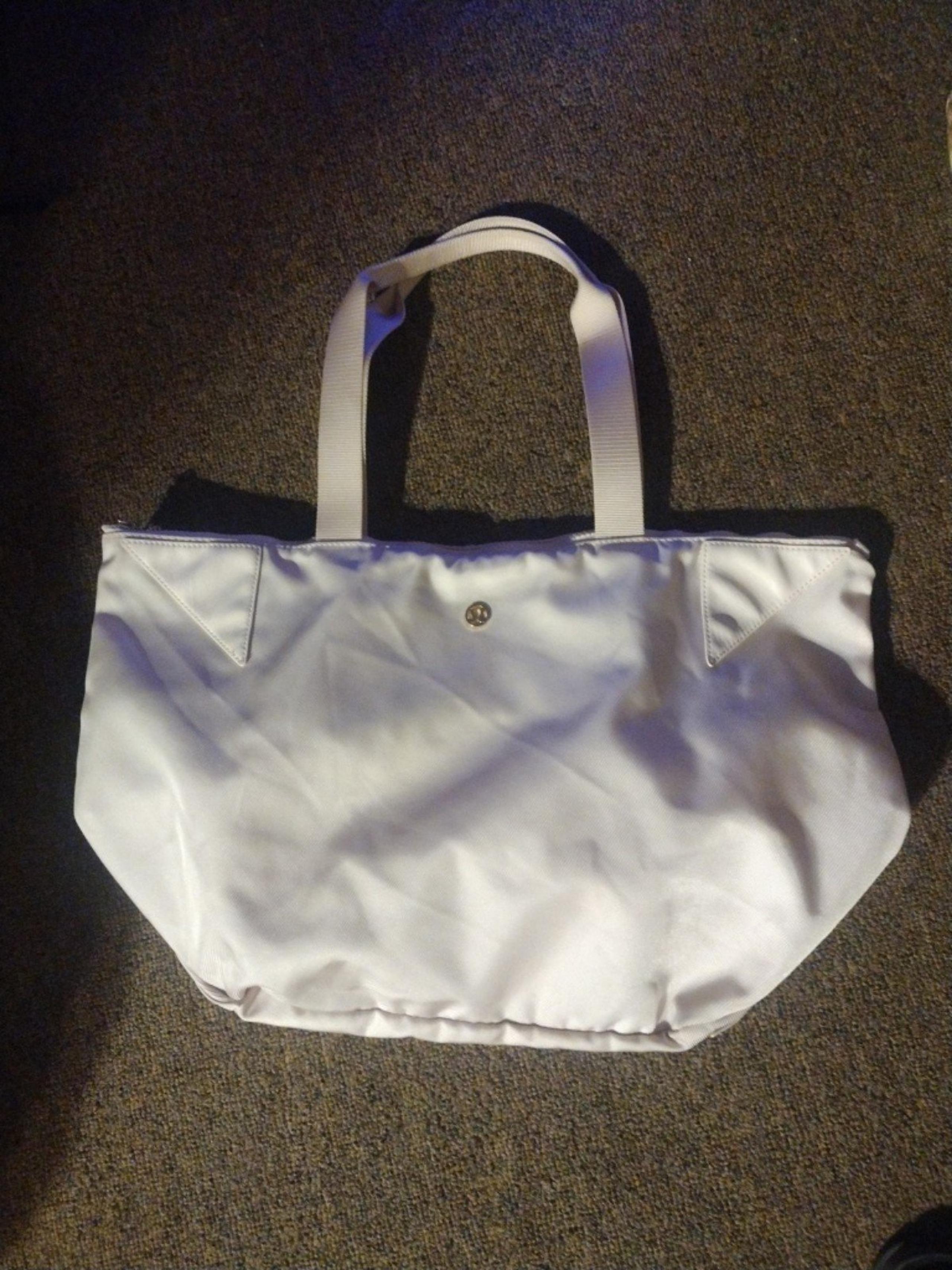 lululemon Athletica Baby Pink Tote Bag