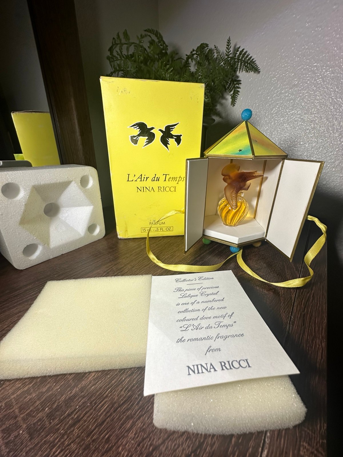 Vintage extremely rare L'Air du Temps Nina Ricci Parfum 15ml Collector's Edition