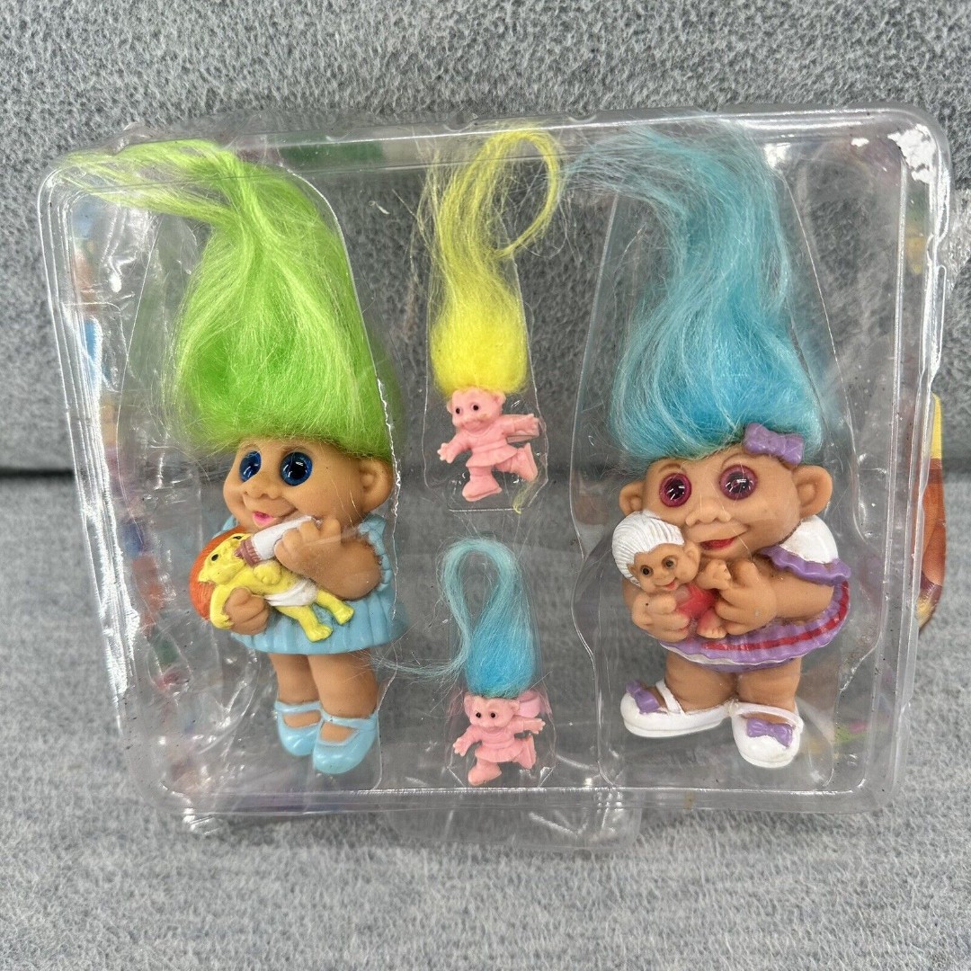 SKY KIDS - 1992 Vintage Troll Dolls with Troll Doll Rings D1