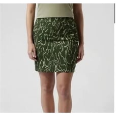 Athleta Vienna Cargo Skort Voyage Eucalyptus Olive Green Women's Size 8