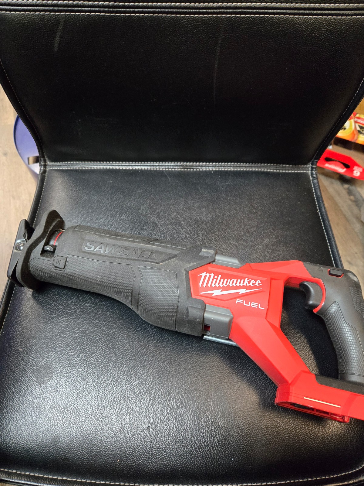 Milwaukee Sawzall 2821-20 (Tool only)