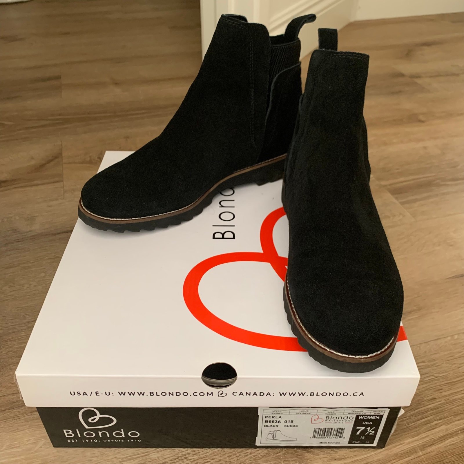 Women's Blondo Black Suede Perla Waterproof Boots, Size 7.5