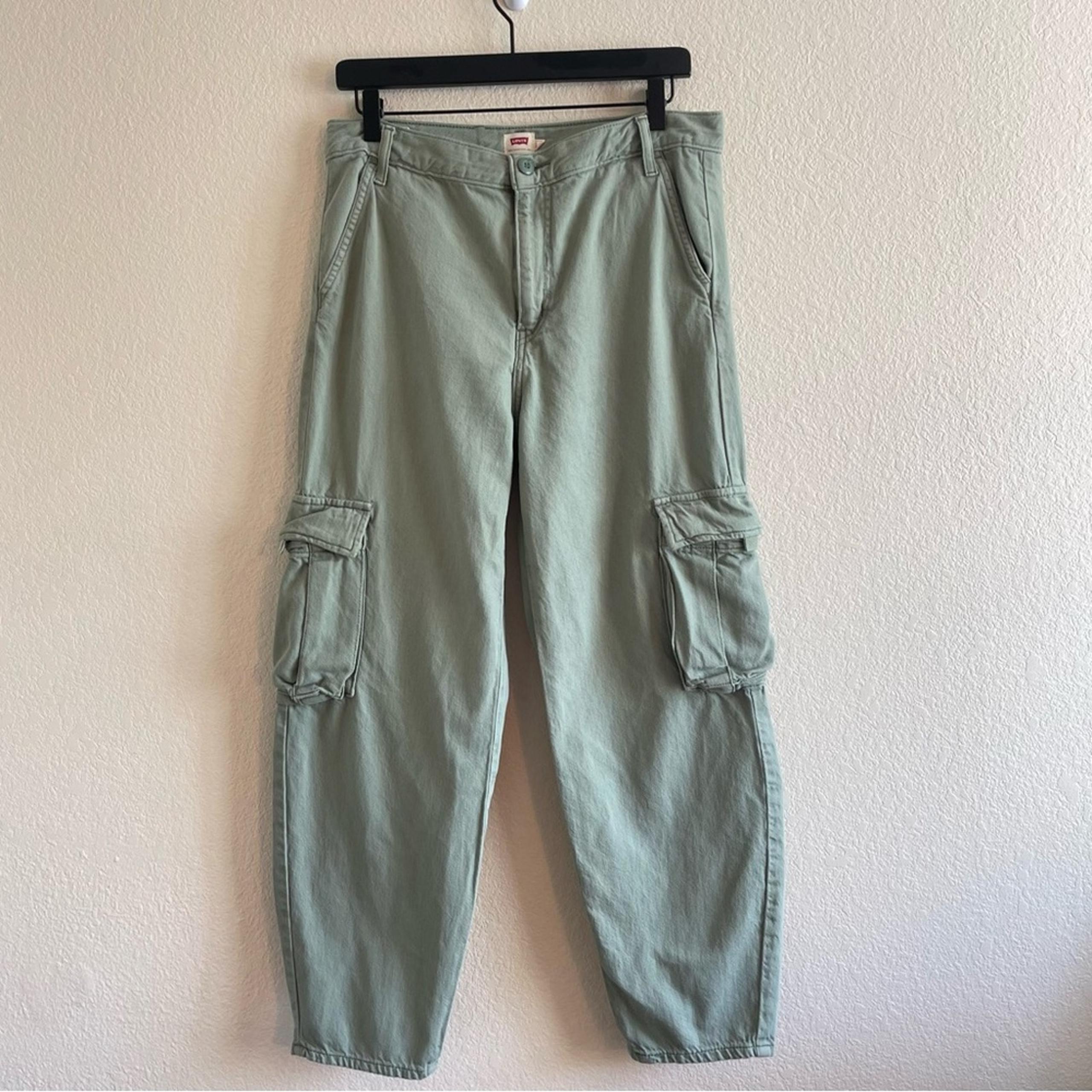 Levi's Loose Cargo Pant Sea Spray Women's Size 29