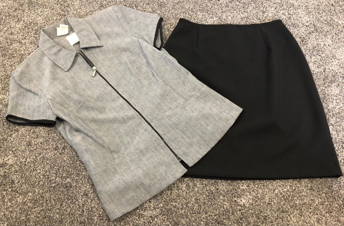 Giorgio Fiorlini Two Piece Skirt Suit Set New Size 10