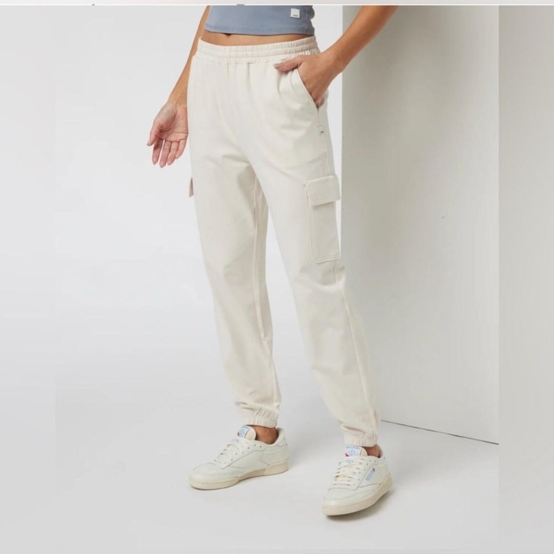Vuori Milkweed Boyfriend Cargo Joggers