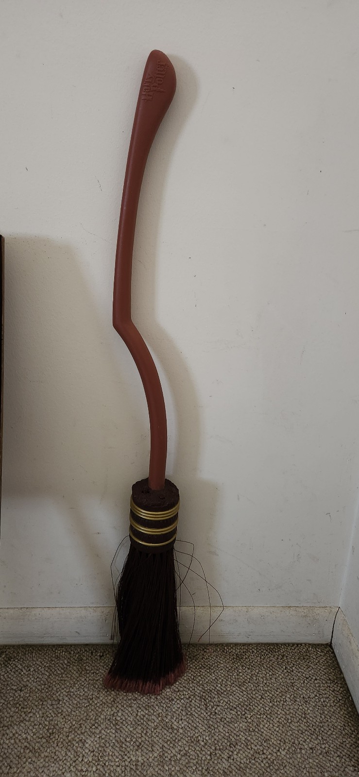 Harry Potter NIMBUS 2000 Toy Broomstick! 35 BATTERIES NOT INCLUDED