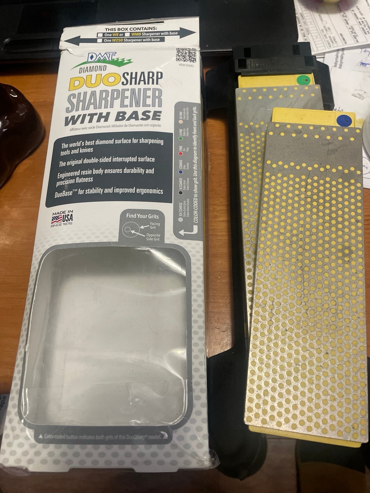 DMT Diamond Duo Sharp Sharpener with base and 4 different grit