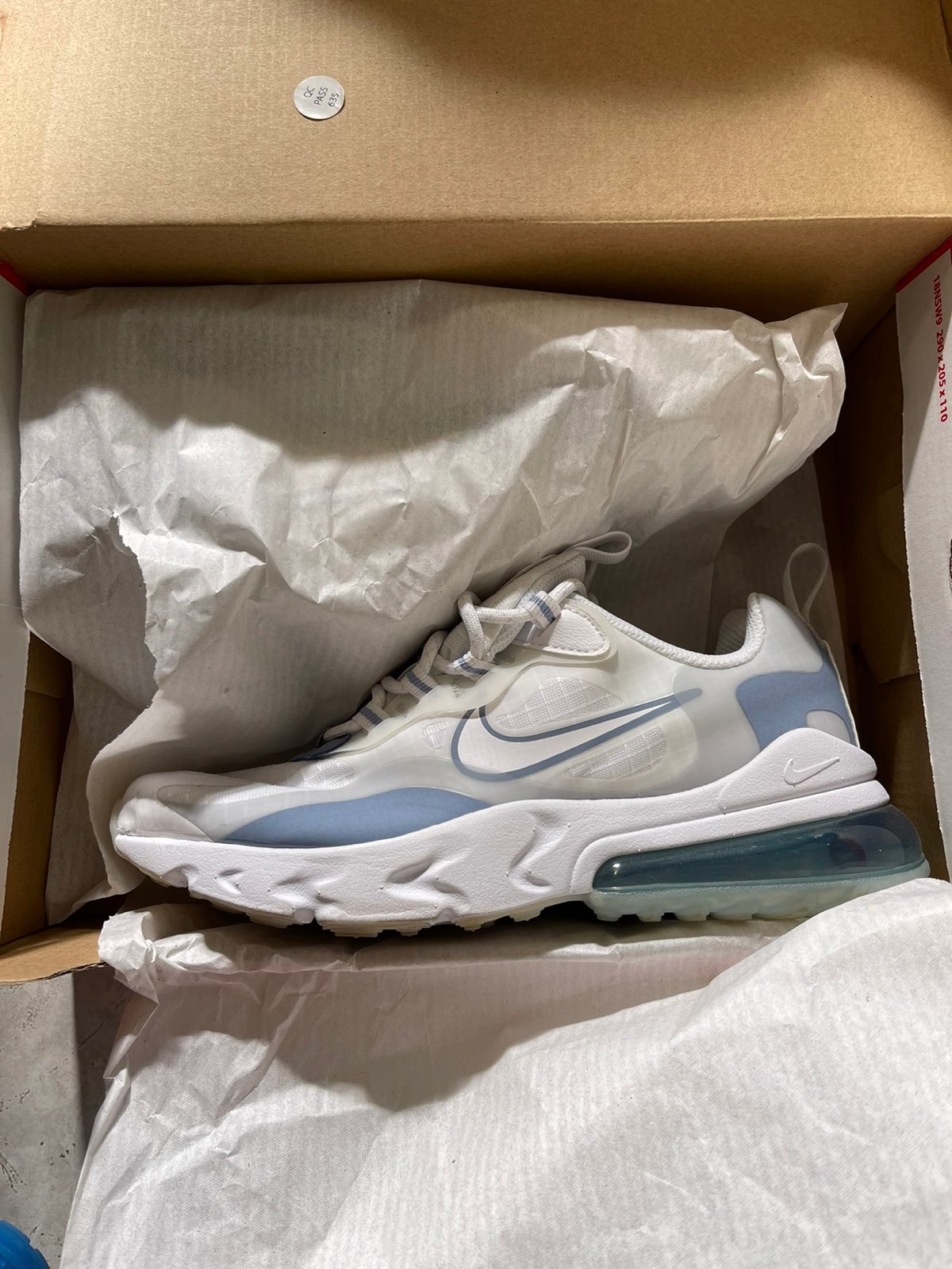 NIKE AIR MAX 270 REACT