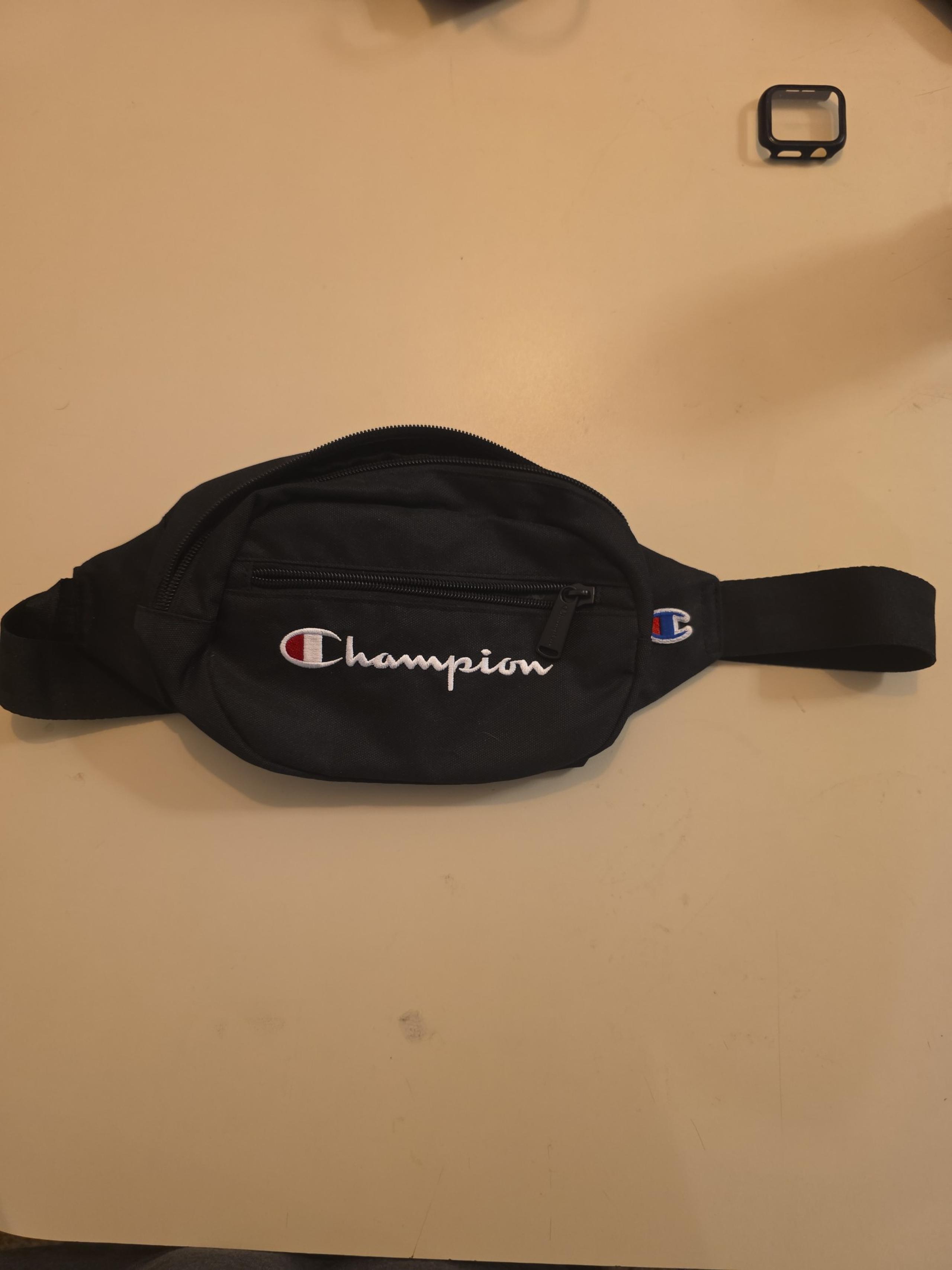 Champion Cross Body Bag