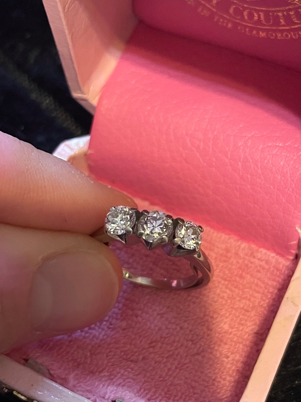14KY Diamond Ring