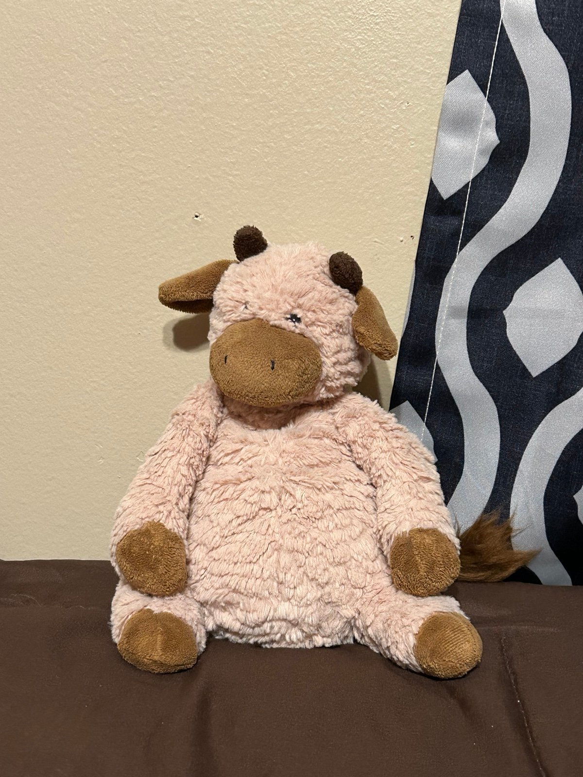 VERY RARE AND VHTF. Retired, OG Medium Jellycat Fuddles Calf