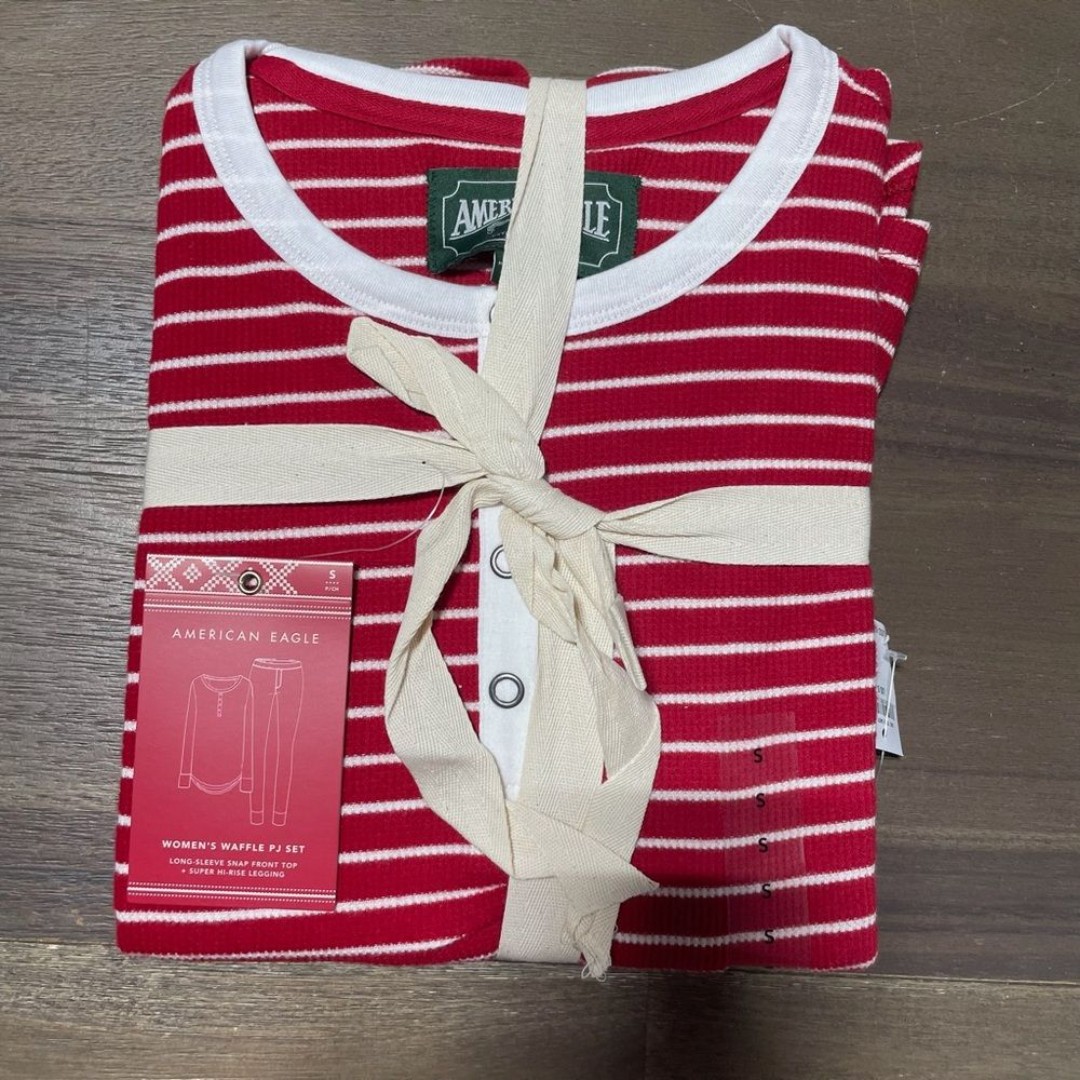 American Eagle women’s waffle pj set size S - NWT