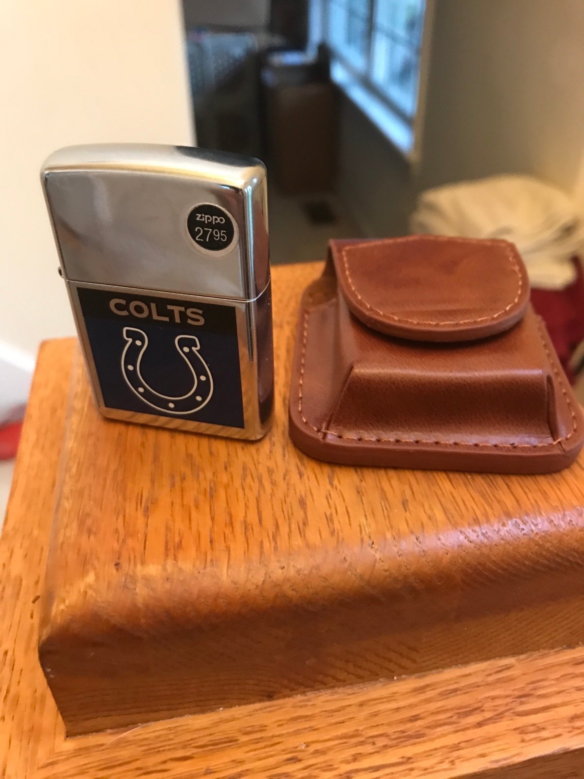 Vintage 2006 zippo Indianapolis Colts Lighter with case (New)