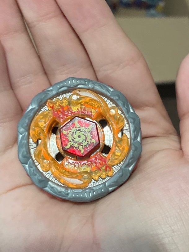 Beyblade custom evolution combos