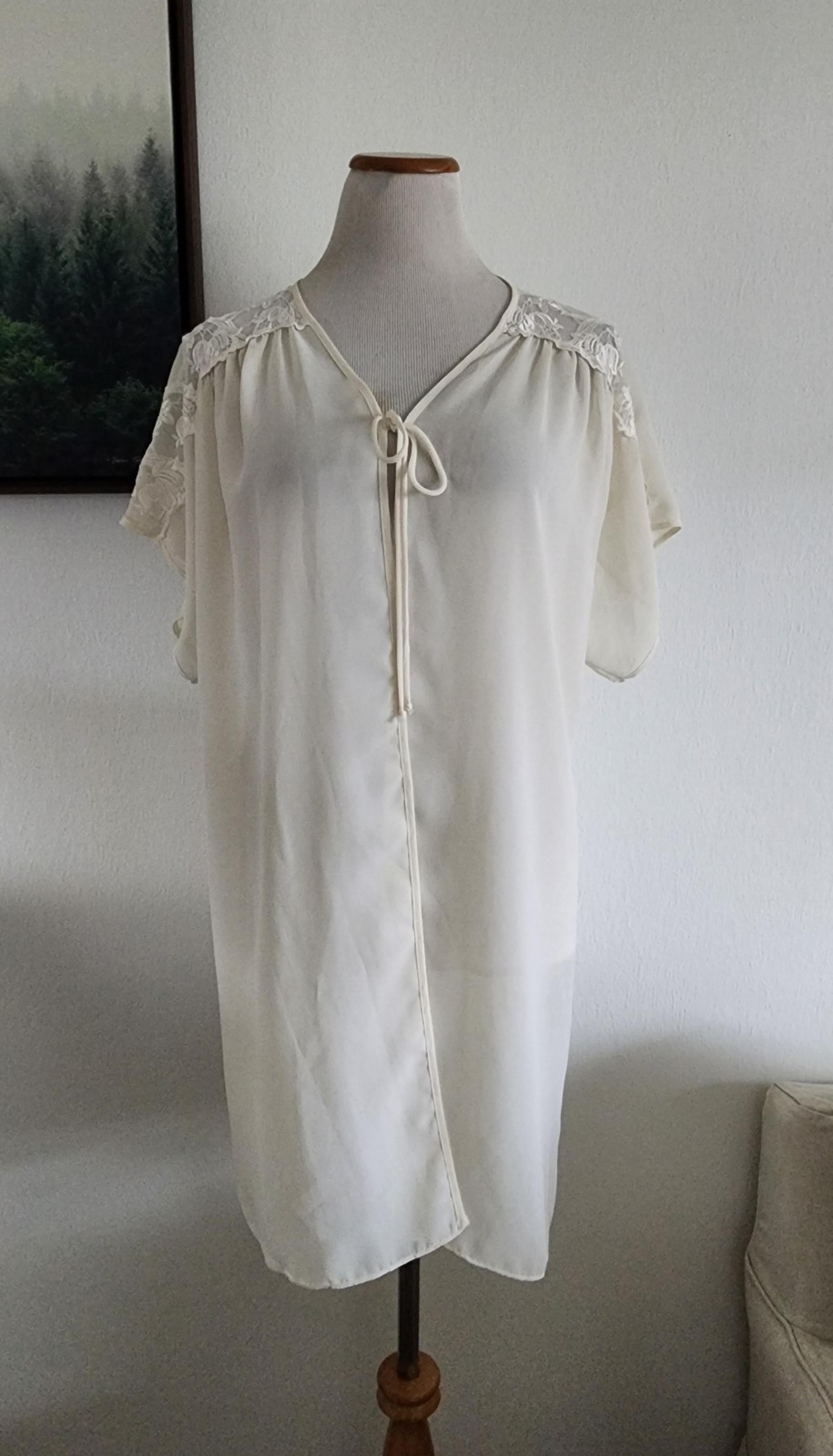 Vtg Gilligan & O'Malley Sleepwear Women's Ivory Floral Lace Polyester Robe Sz M