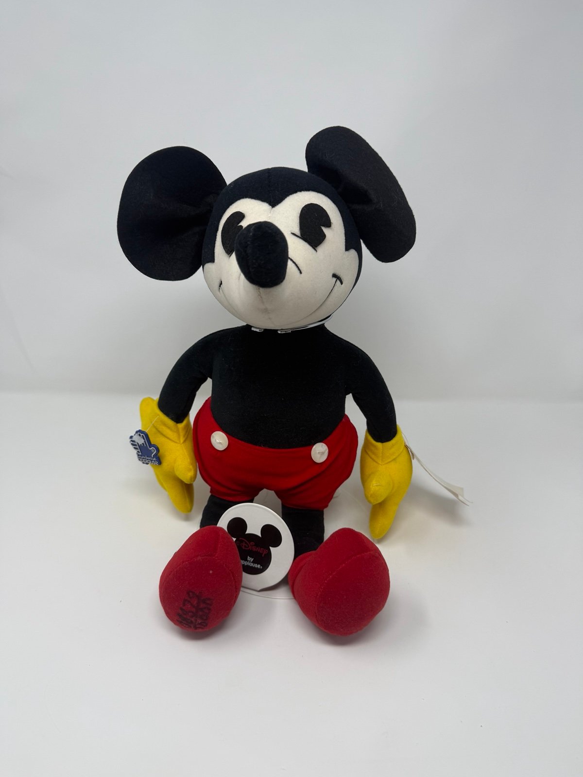 Disney Collectible Classics Charlotte Clark Applause Mickey Doll #08379/10000