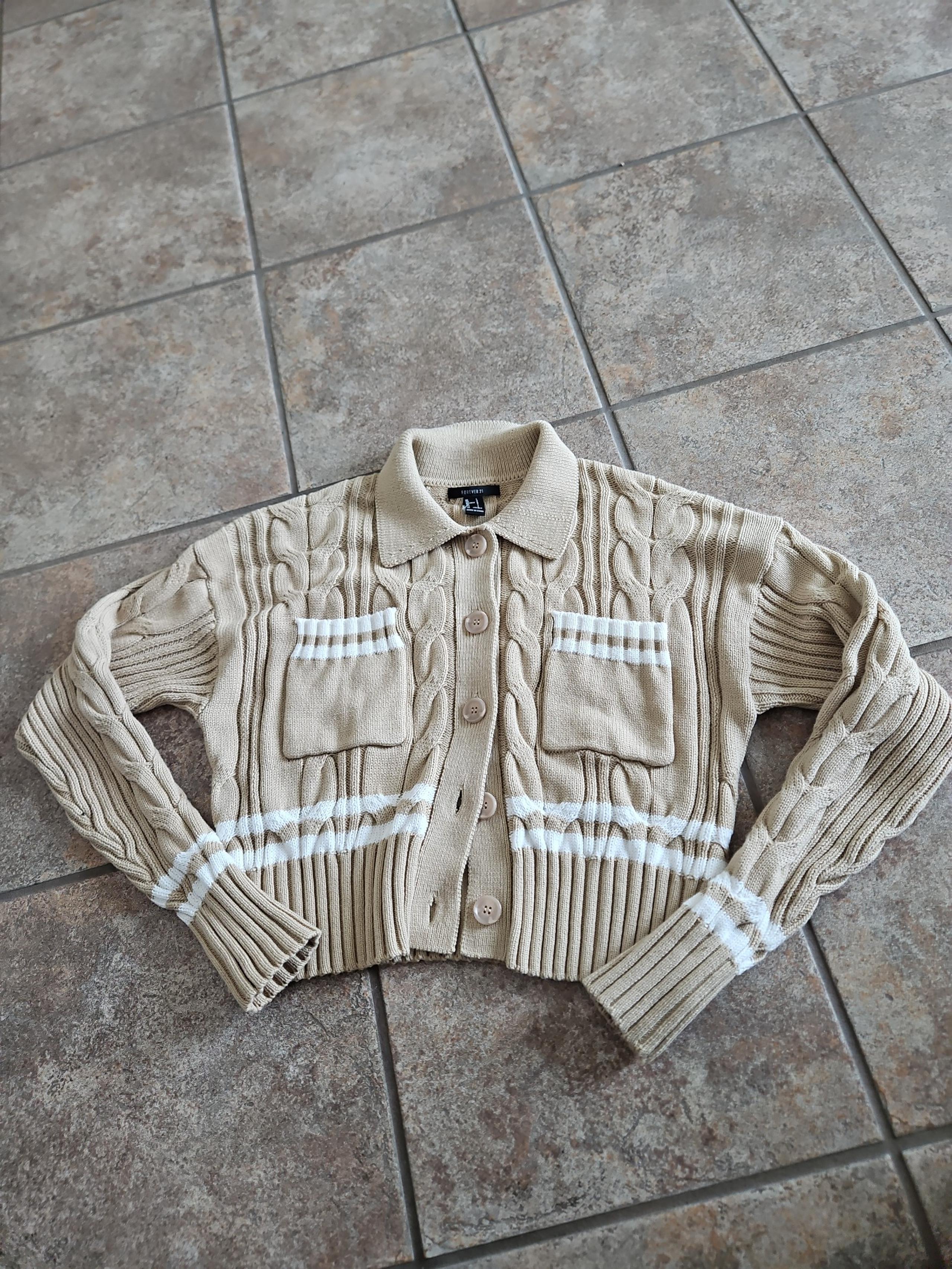 Sweater Cardigan size L - FOREVER 21