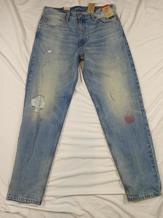 Levi's 550 92' Jeans Mens Size 40x32 Relaxed Taper Denim Distressed Retro Paint