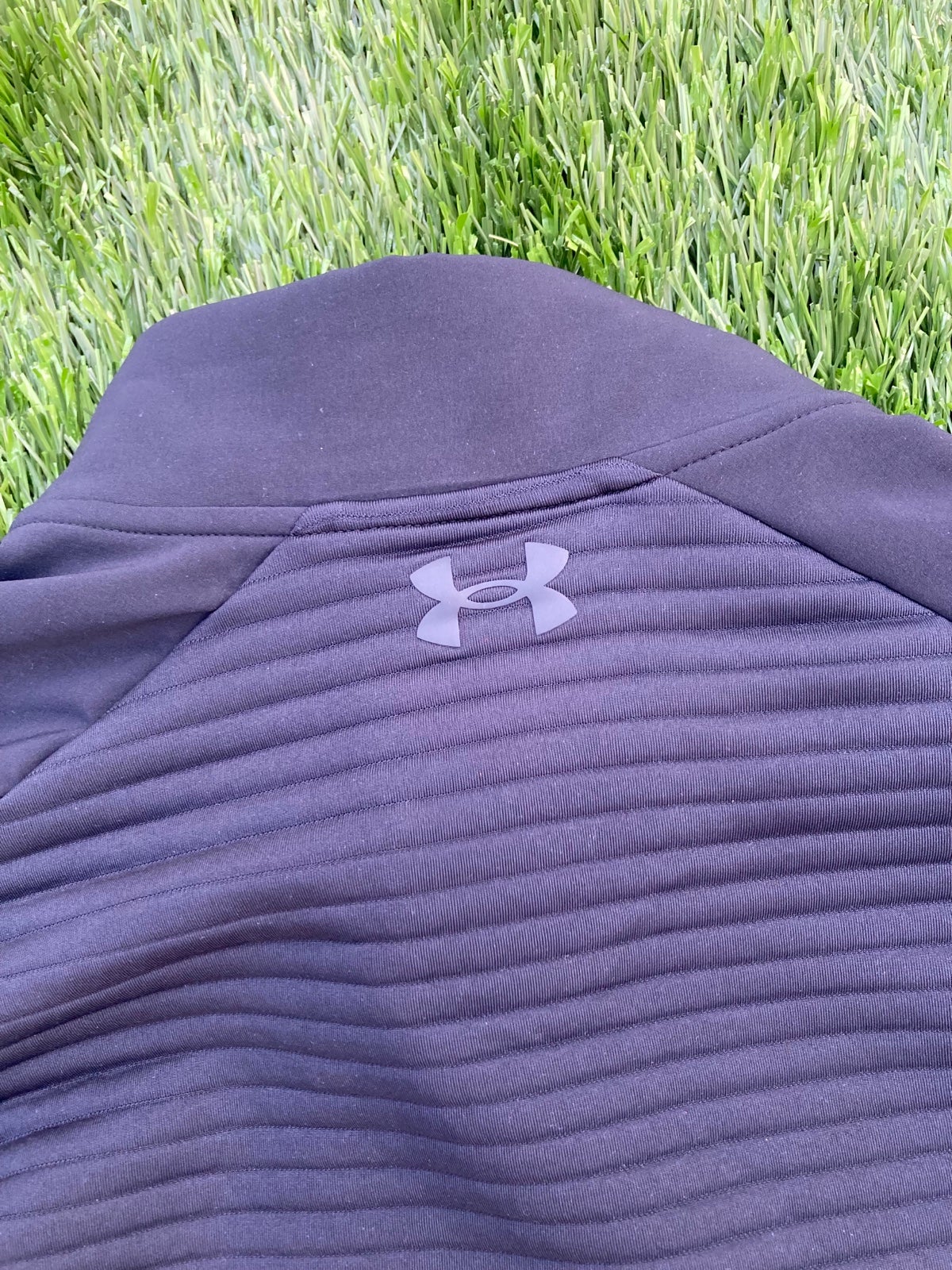 Under selling Armour Men’s UA Storm Daytona Golf 1/4 Zip Coldgear pullover