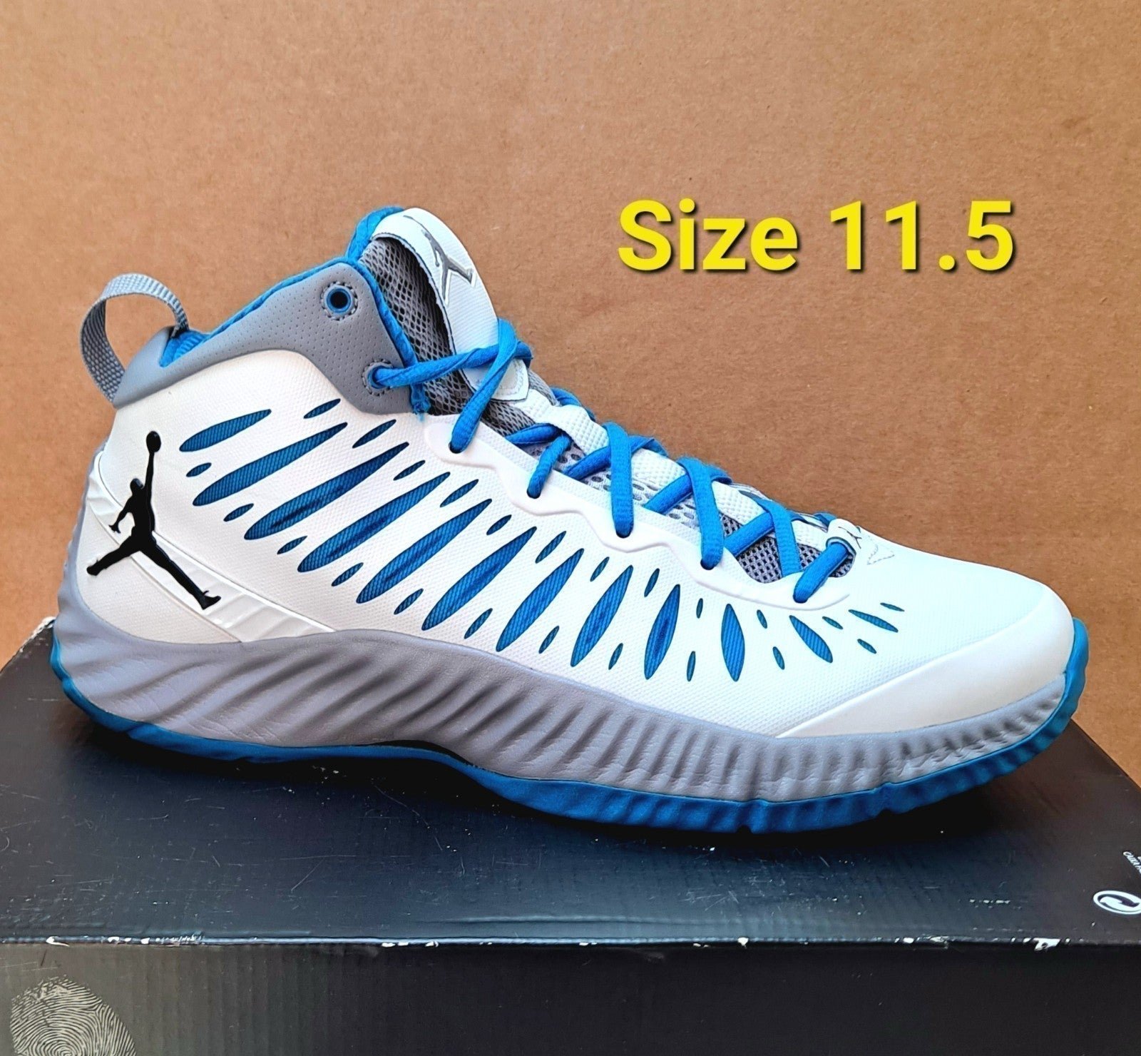 Jordan Basketball Shoes for Men | Mercari