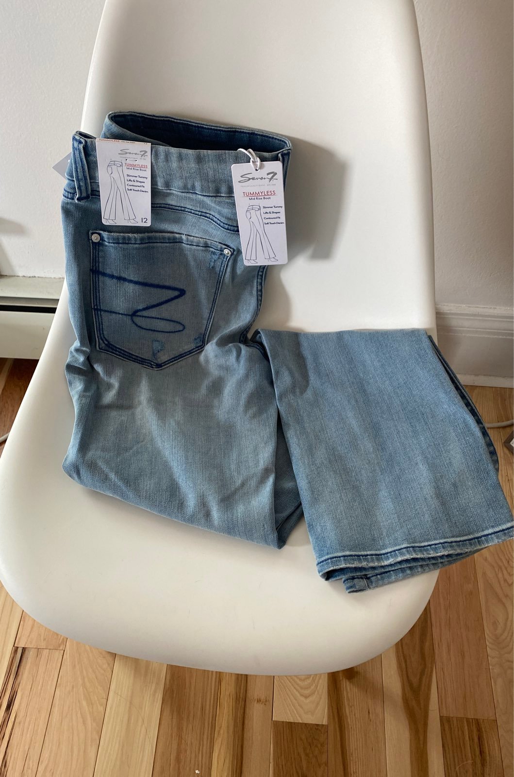 Seven Jeans