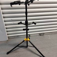 Hercules GS432BPLUS Auto Grip Triple Guitar Stand