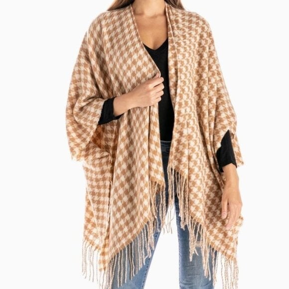 Somerset Wrap Poncho - Tan