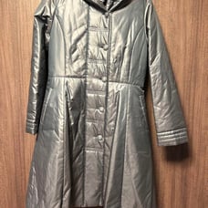 ## 大幅再値下げ Re-jeans Brand New Unused Hooded Long Coat for Women