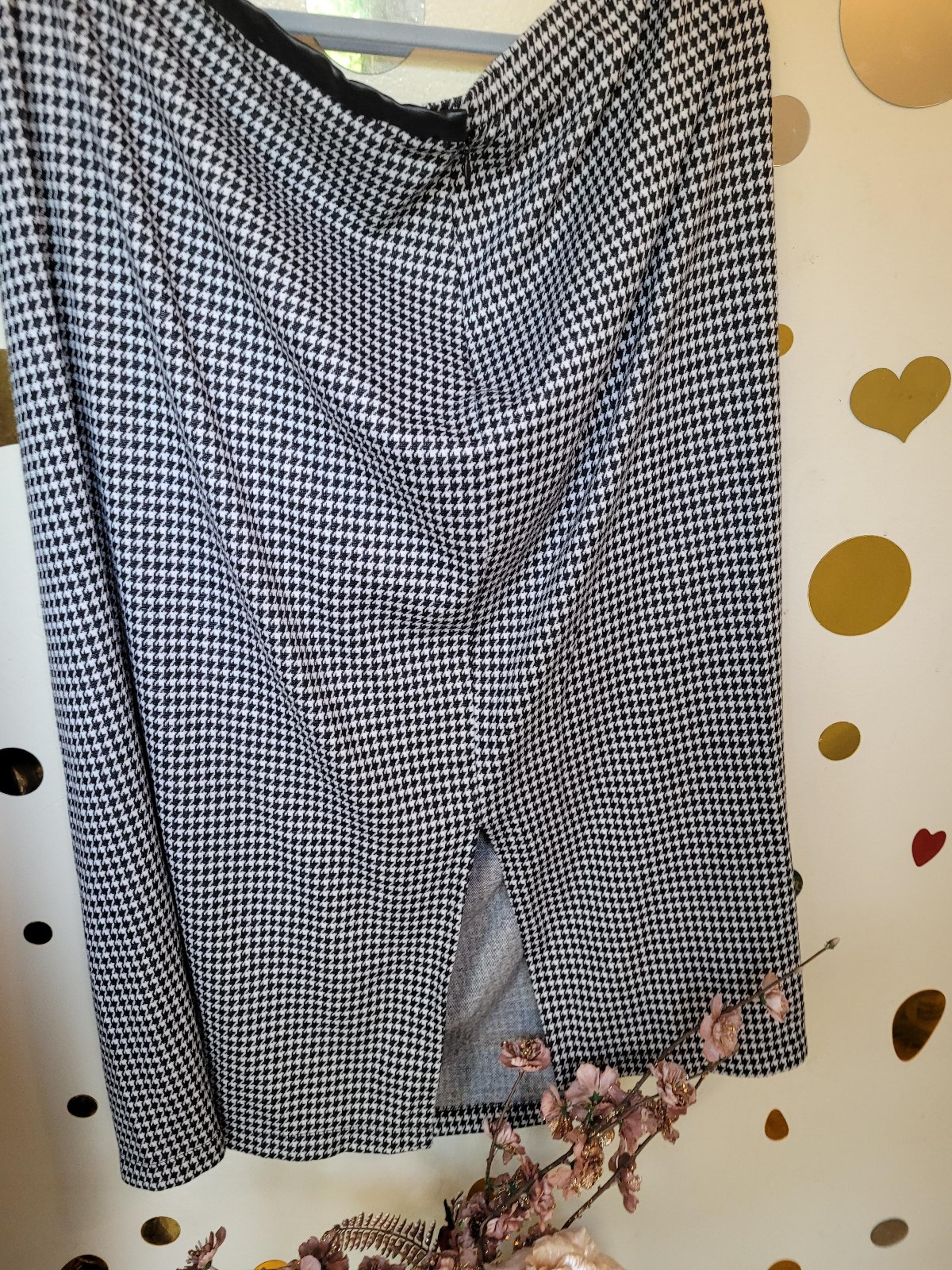 Woman's plus size skirt