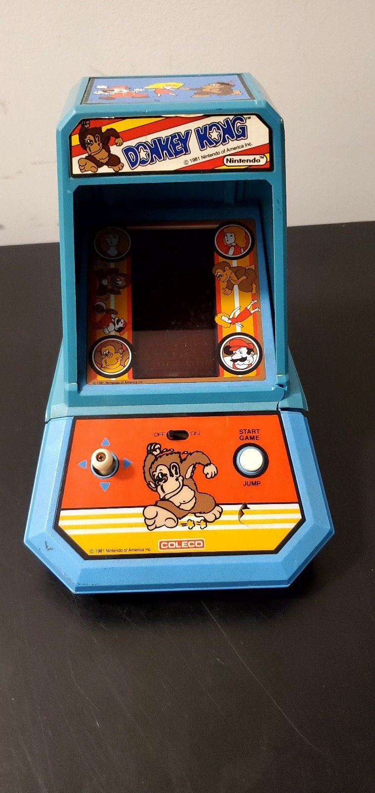 micro player retro arcade galaga