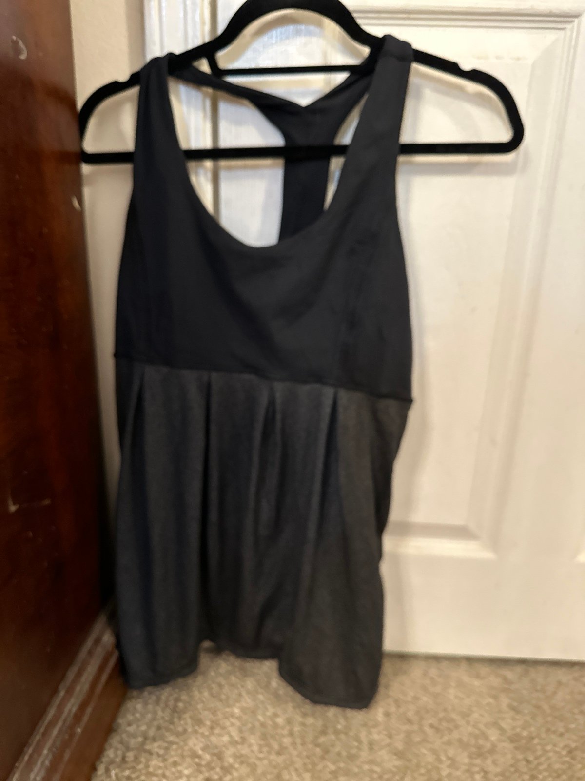 Lululemon tank