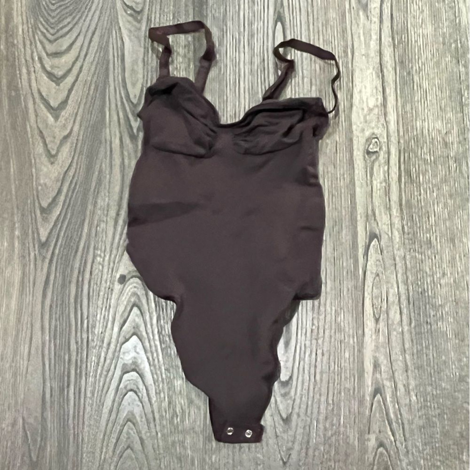 NWOT Skims Seamless Sculpt Thong Bodysuit Scoop Neck Shapewear Cocoa Size L