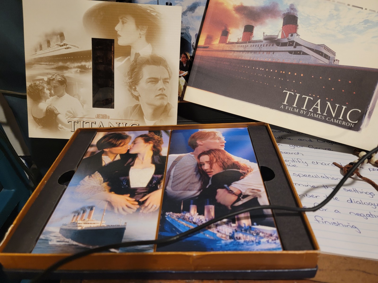 1997 titanic vcr collectors box